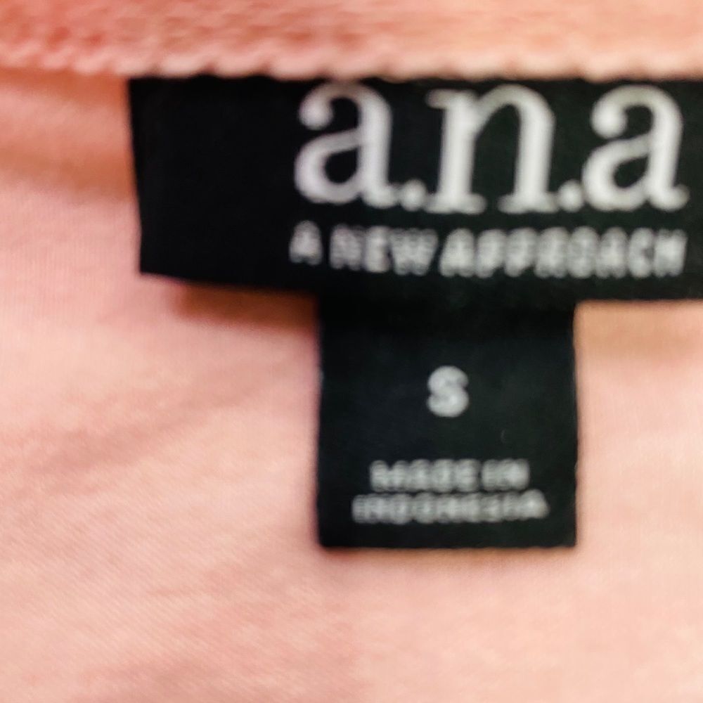 Pink top  - Picture 2 of 2